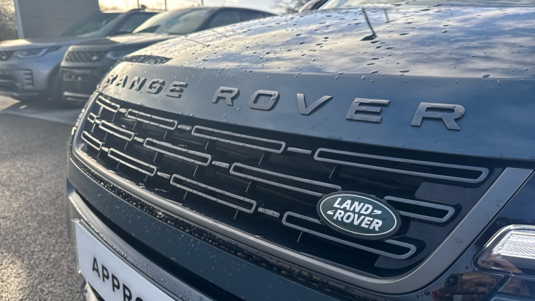 Land Rover Range Rover Evoque 1.5 P300e Dynamic SE 5dr Auto Hatchback